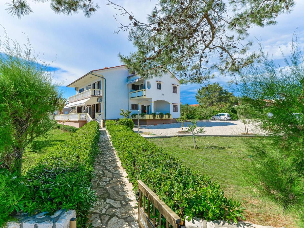 Apartments In House Liveric, In Vir At The Beach المظهر الخارجي الصورة