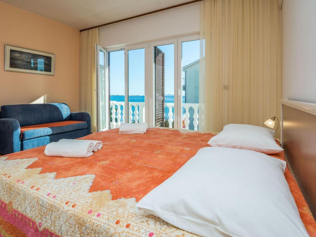 Apartments In House Liveric, In Vir At The Beach المظهر الخارجي الصورة