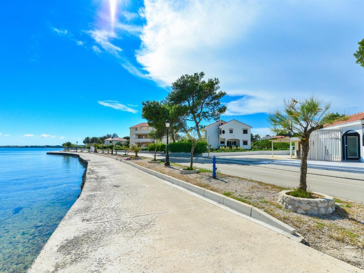 Apartments In House Liveric, In Vir At The Beach المظهر الخارجي الصورة